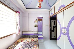 Bedroom in 2 BHK Apartment at Ghatlodia – for Sale