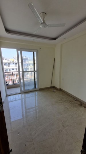 Room in 1 BHK Builder Floor at Chattarpur – for Rent