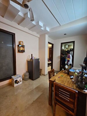 Living Room in 3 BHK Builder Floor at Dlf Phase ii – for Rent