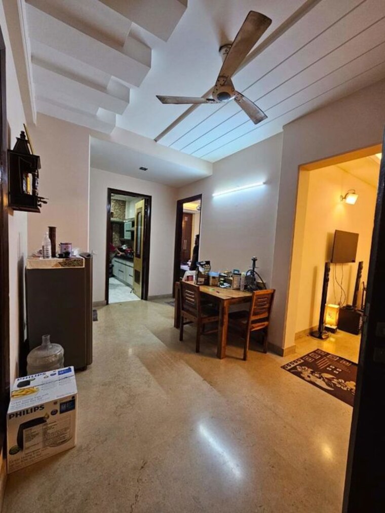 Living Room, dlf phase ii 3 Bedroom 2100 Sq.Ft. Builder Floor In Dlf Phase ii Gurgaon 10501607