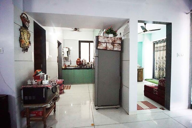 Living Room, isanpur 3 Bedroom 107 Sq.Yd. Apartment In Isanpur Ahmedabad 10501615