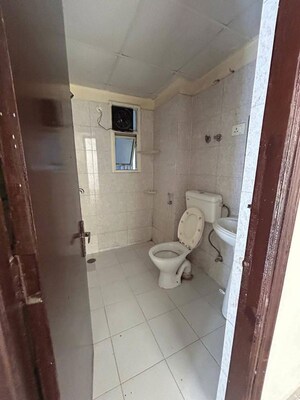 Bathroom in 2 BHK Builder Floor at Saket – for Rent