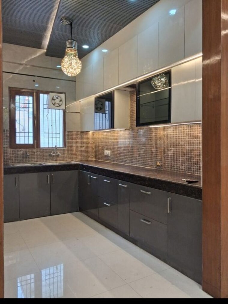 Kitchen, mp-metro-towers 3 Bedroom 132 Sq.Yd. Builder Floor In Dhakoli Zirakpur 10501621