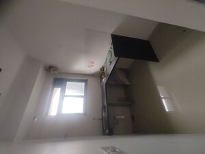 Furnished Amenities in 1 BHK Apartment at Kalpataru Elitus, Mulund West – for Rent