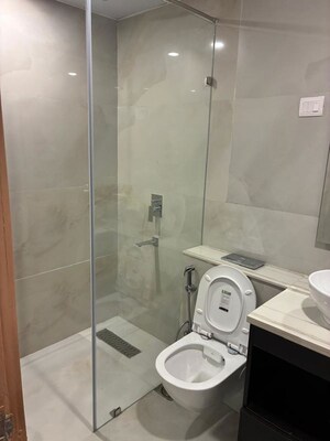Bathroom in 4 BHK Builder Floor at Dlf Phase ii – for Rent