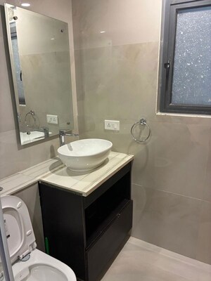 Bathroom in 4 BHK Builder Floor at Dlf Phase ii – for Rent