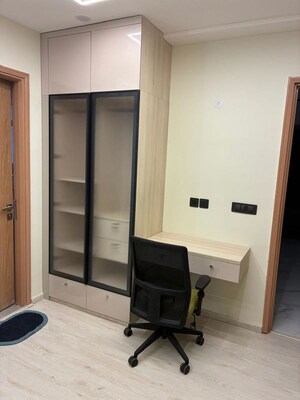 Bathroom in 4 BHK Builder Floor at Dlf Phase ii – for Rent