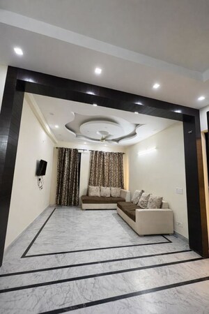 Team Area in 3 BHK Builder Floor at RWA Residential Society Sector 46, Sector 46 – for Rent