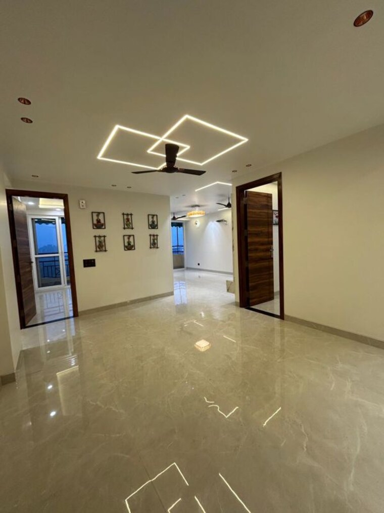 Room, sector 6 dwarka 3 Bedroom 2150 Sq.Ft. Apartment In Sector 6 Dwarka Delhi 10501657