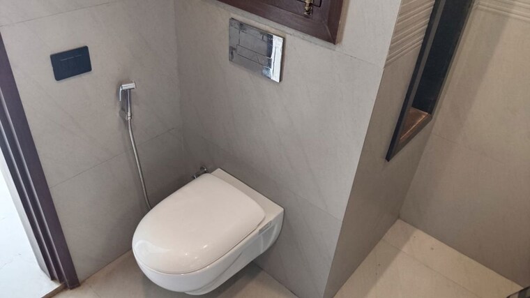 Bathroom, dwarka 4 Bedroom 2400 Sq.Ft. Apartment In Dwarka Delhi 10501697