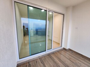 Room in 2 BHK Apartment at Aurum Q Islands, Ghansoli – for Rent