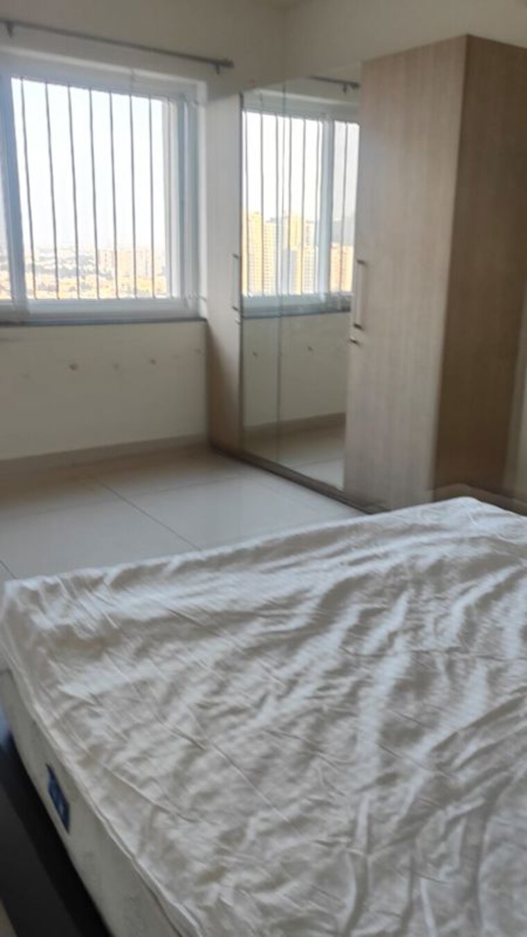 Room, prestige-shantiniketan 3.5 Bedroom 1800 Sq.Ft. Apartment In Whitefield Bangalore 10501722