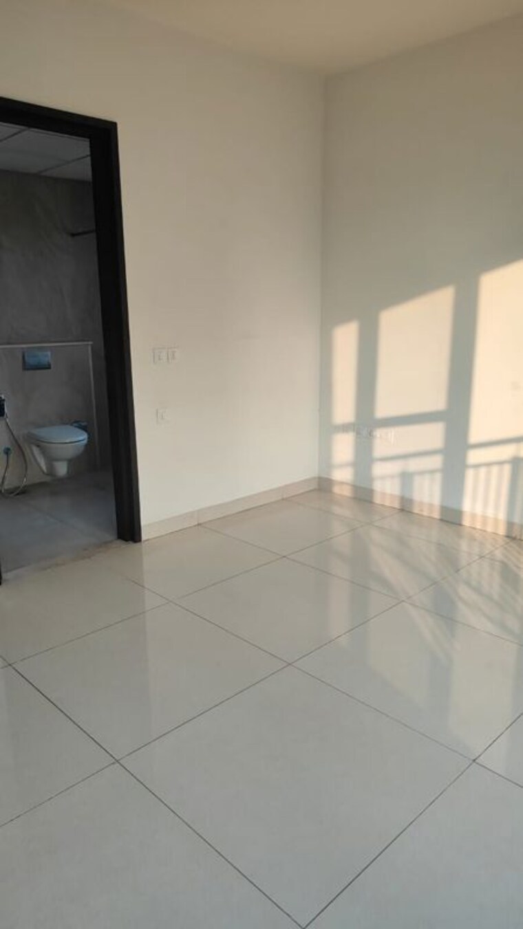 Bathroom, prestige-shantiniketan 3.5 Bedroom 1800 Sq.Ft. Apartment In Whitefield Bangalore 10501722