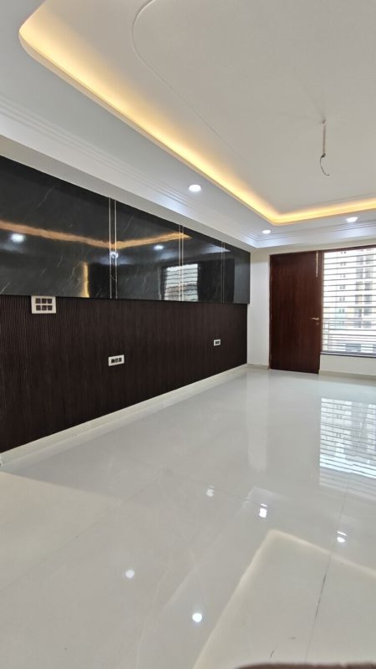 Kitchen, bptp-park-central 4 Bedroom 500 Sq.Yd. Builder Floor In Sector 85 Faridabad 10501717