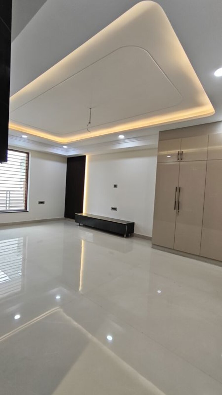 Kitchen, bptp-park-central 4 Bedroom 500 Sq.Yd. Builder Floor In Sector 85 Faridabad 10501717