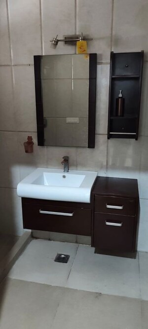 Bathroom in 4 BHK Builder Floor at SS Hibiscus, Sector 50 – for Sale