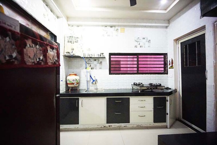 Kitchen, nikol 2 Bedroom 148 Sq.Yd. Apartment In Nikol Ahmedabad 10501726