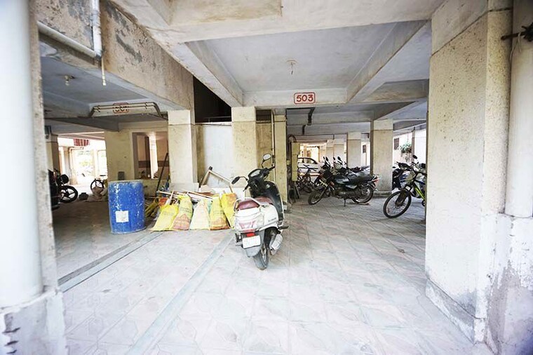  Parking, nikol 2 Bedroom 148 Sq.Yd. Apartment In Nikol Ahmedabad 10501726