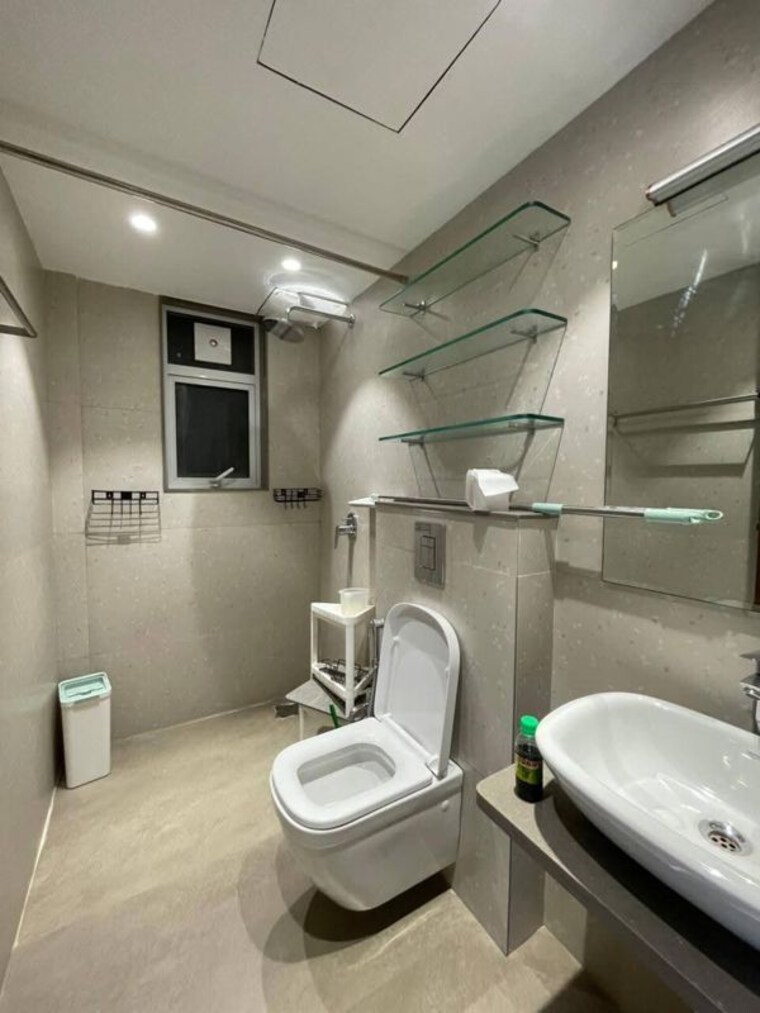 Bathroom, harsh-bakul 2 Bedroom 900 Sq.Ft. Apartment In Matunga East Mumbai 10501729