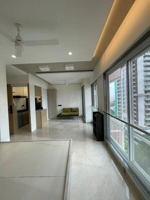 Building Lobby in 2 BHK Apartment at Harsh Bakul, Matunga East – for Rent