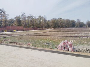  Plot For Sale in Pondha
