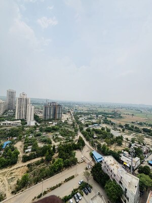 3 BHK Apartment For Rent in Supertech Hues, Sector 68