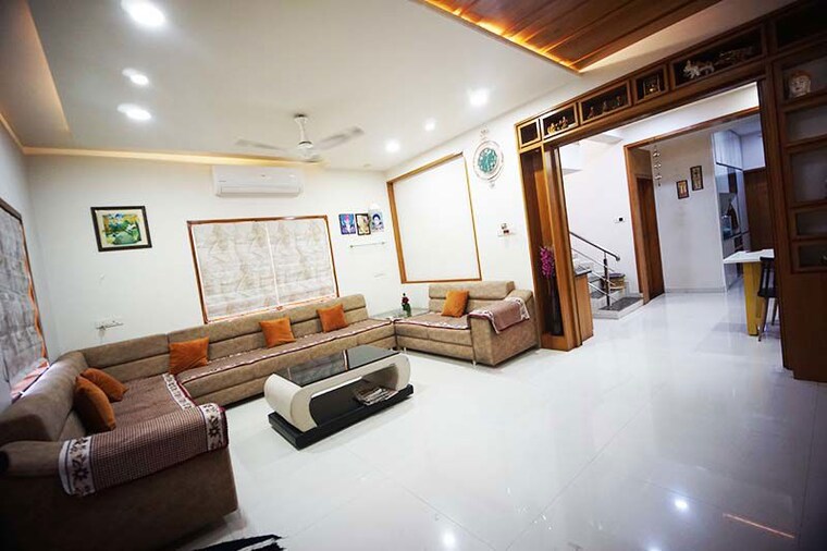 Living Room, ellisbridge 4 Bedroom 257 Sq.Yd. Independent House In Ellisbridge Ahmedabad 10501743