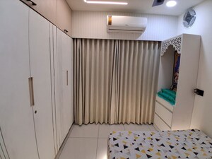 Team Area in 3 BHK Apartment at BPTP Discovery Park, Sector 80 – for Rent