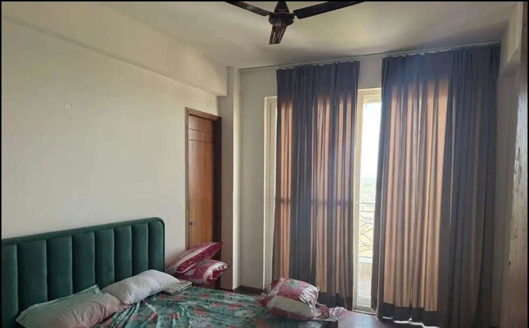 Bedroom, essentia-homes 3 Bedroom 1500 Sq.Ft. Apartment In Vip Road Zirakpur 10501779