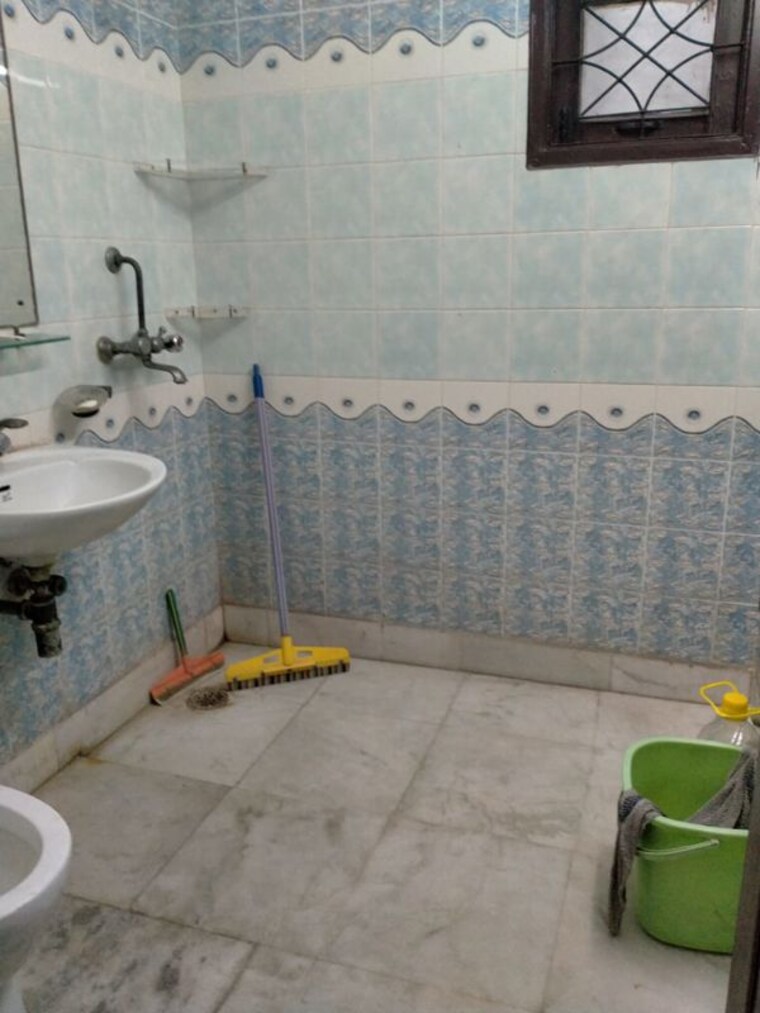 Bathroom, dwarka 2 Bedroom 1210 Sq.Ft. Apartment In Dwarka Delhi 10501792