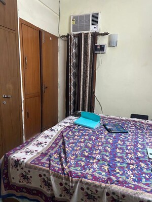 Bedroom in 1 BHK Apartment at Rwa Jalvayu Vihar Noida, Sector 25 – for Rent