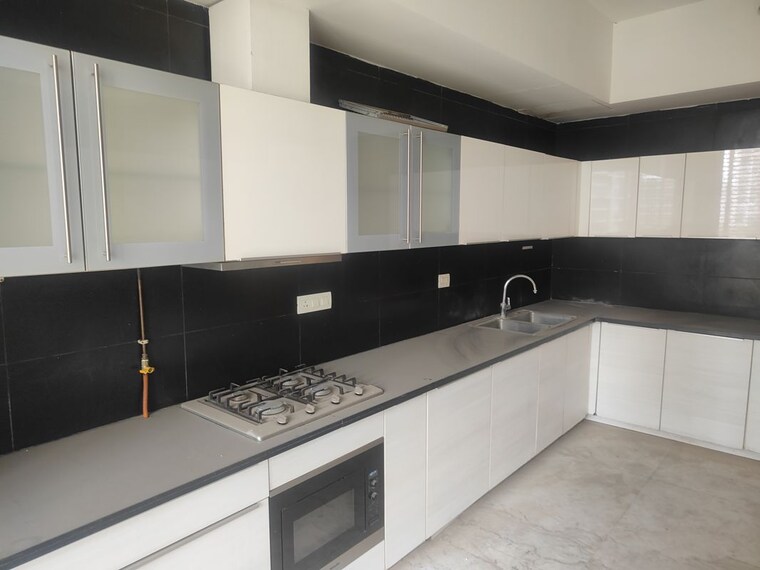 Kitchen, m3m-golf-estate 3 Bedroom 3500 Sq.Ft. Apartment In Sector 65 Gurgaon 10501817