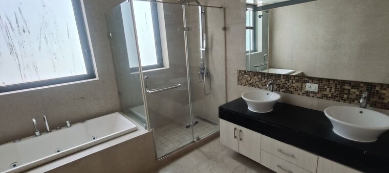 Kitchen, m3m-golf-estate 3 Bedroom 3500 Sq.Ft. Apartment In Sector 65 Gurgaon 10501817