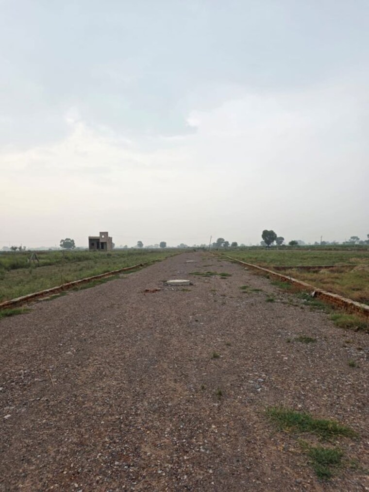 undefined, jewar  100 Sq.Yd. Plot In Jewar Greater Noida 10501842