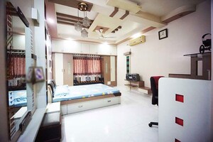Team Area in 2 BHK Independent House at Ghatlodia – for Sale