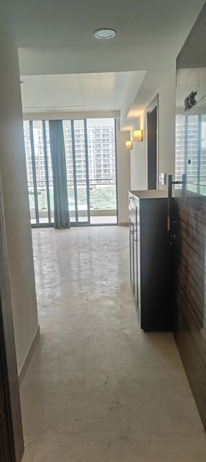 Room in 3 BHK Apartment at M3M Golf Estate, Sector 65 – for Rent