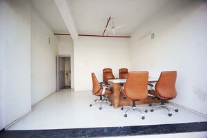 Living Room in  Shop at Nava Naroda – for Sale