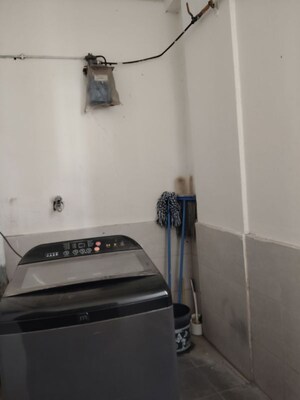 Furnished Amenities in 3 BHK Apartment at Madhapur – for Sale
