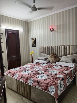 Bedroom in 2 BHK Apartment at Arjun Nagar – for Rent