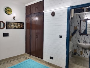 Room in 2 BHK Apartment at Arjun Nagar – for Rent