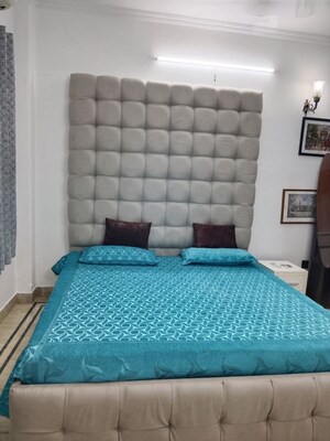 Bedroom in 2 BHK Apartment at Arjun Nagar – for Rent
