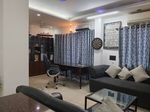 Living Room in 2 BHK Apartment at Arjun Nagar – for Rent