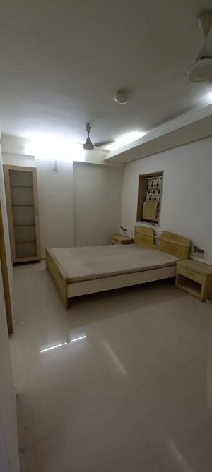 Bedroom in 2 BHK Apartment at Ambawadi – for Rent