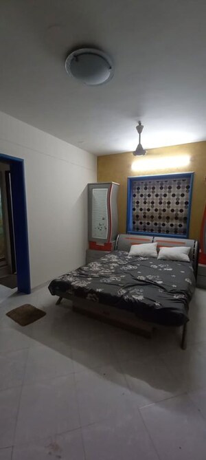 Bedroom in 2 BHK Apartment at Ambawadi – for Rent