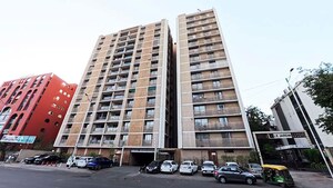 3 BHK Apartment For Sale in Navrangpura