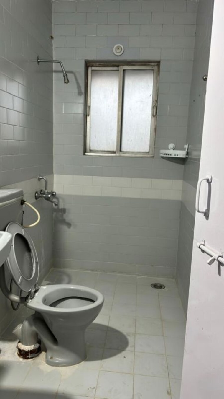 Bathroom, kolte-patil-green-acre 2 Bedroom 1000 Sq.Ft. Apartment In Salunkhe Vihar Society Pune 10501907