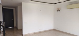 Room in 4 BHK Villa at Emaar Marbella, Sector 66 – for Rent