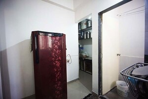 Room in 2 BHK Apartment at Nava Naroda – for Sale