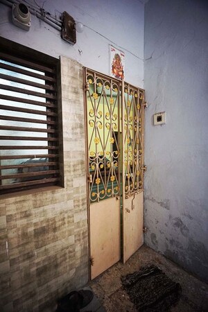 Staircase in 3 BHK Apartment at Isanpur – for Sale