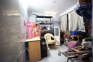 Team Area in 3 BHK Apartment at Isanpur – for Sale